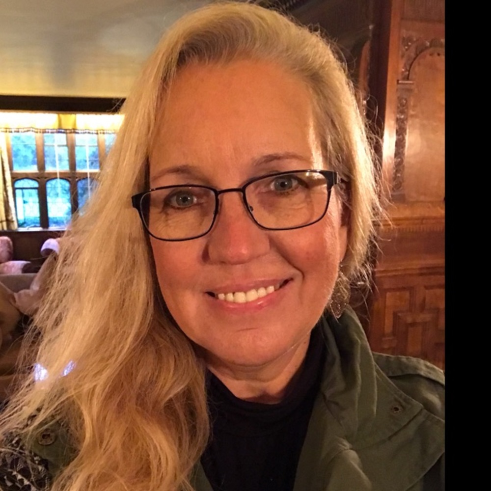 Meet your Posher, Jacqueline